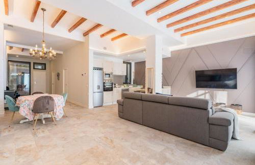 Invalencia Visitacion Pool House 3Bdrm & 3 Wc - Foto 15