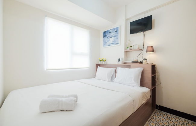 Spacious and Comfortable 2BR Cinere Resort Apartment - Photo 1