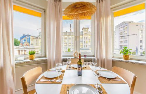 National Stadium Sunny Apartment by BookingHost - Foto 3