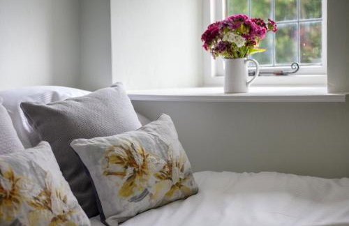 Crow Hall - Luxury Holiday Accommodation - Photo 17