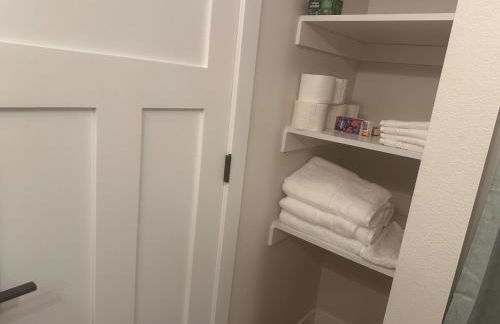 Luxurious Brand New Entire 3br and 2bath - Foto 21