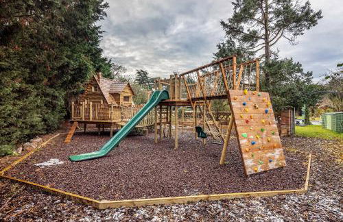 Period Luxury Converted Barn Windsor/Maidenhead - Perfect for family groups - Foto 73