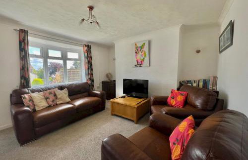 Charming Coastal Cottage Near Mumbles with Garden Pass the Keys - Foto 2