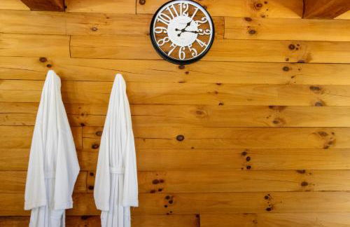 Honey Bear Cabin - Photo 19