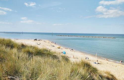 Dune Roamin': Sea Palling's Treasure - NOW with TV - Photo 1