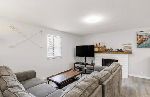 Beautiful Home with Mountain Views - Foto 12