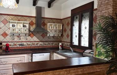 Chalet vacacional con piscina privada - Foto 21