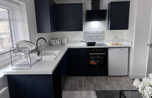 2 Bed apartment Sleeps 3 -Smart Tv -Private garden - Foto 29