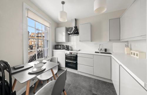 Central Kings Cross modern house with free parking - Foto 1