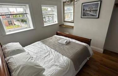 Grammar School Yard Four Bedroom Free Parking - Foto 23