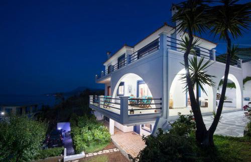 Blue Dream Villa Kymi Evia-Platana Village - Photo 1