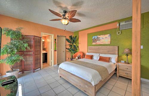 Relaxing Waterfront 2-Story Retreat with Pool Access - Foto 18