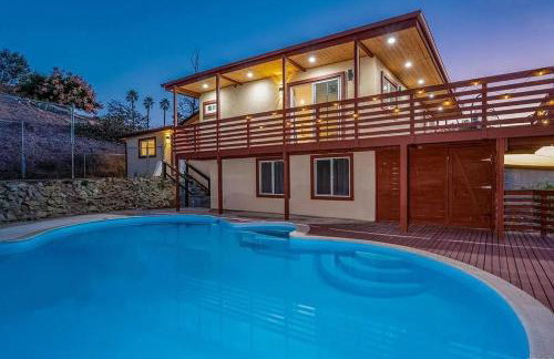 Mountains Views with Pool & Basketball, Relax & Play! - Foto 28