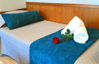 BAKIRAS HOUSE - Photo 9