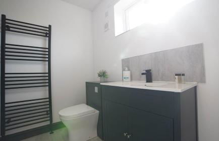 Spacious and Lovely 3-bed Home in Sleaford by Renzo, Driveway, Sleeps 6! - Foto 22