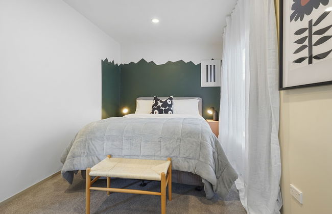 Super Chic Apt nr Albany Mall - Carpark - Foto 4