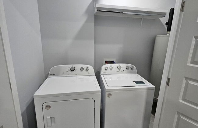 Elegant Apartment 10 min to Mercedes Outlets - Foto 12