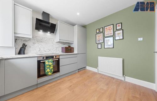 2 Bed Sleeps 4 in Dunfermline - Foto 8