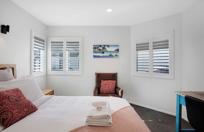 The Oasis Home with Hot Tub and Parking - Foto 1