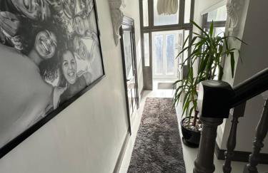 Green Corner Villa - Walls Hill - Cosy Luxury Apartment in Central Torquay with Free Parking & EV - Foto 5