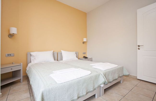 Phaedra Hotel - Photo 15