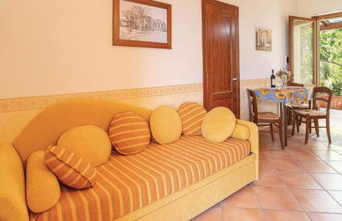 Lovely Apartment In Laureana Cilento Sa - Foto 15