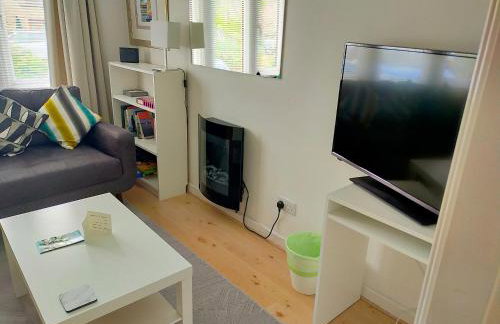 Lynton House - Photo 4