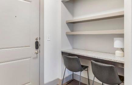 Landing Beautiful 1BD Courtyard Yoga Studio - Foto 33