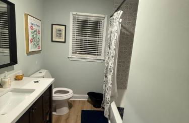 Winston Salem Gem Convenient 4 Bedroom and 2 baths - Foto 22