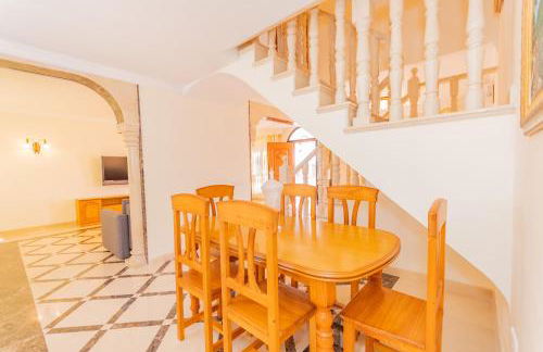 Cubo's Villa Paraiso - Photo 71