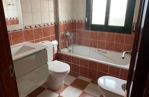 Casa exclusiva Mont-roig con piscina común, aire acondicionado, parking - ES-9-171 - Foto 35