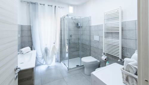 Il Regno della Ferrovia - Foto 4, towels, Shower