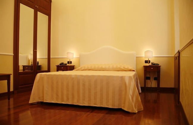 Ludovisi Luxury Rooms - Photo 14