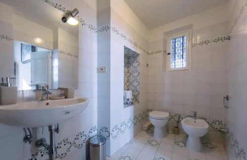 Villa with Exclusive Garden in Rignano, Tuscany - Foto 24