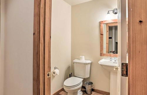 Spacious Lake Arrowhead Home with Putting Green - Foto 28