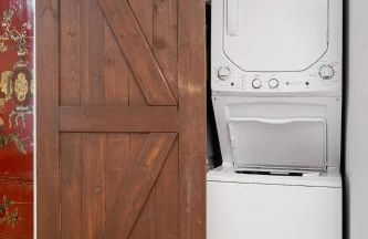 Beach Block 2-Bed with Coastal Palm Trees and Yard - Photo 23