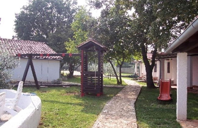 Splendid Poreč Holiday Home With Swimming Pool - Foto 39