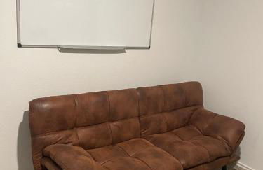 Entire house near airport & COTA - Foto 36