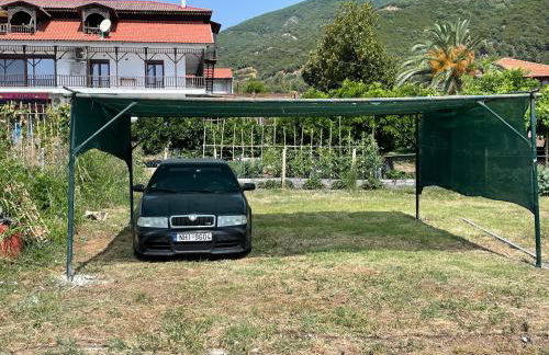 S&J Luxury Apartments - Photo 13