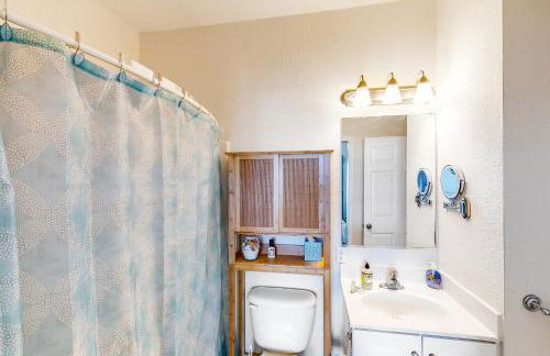 Oceanfront, dog-friendly condo with ocean view, pool & central AC - Foto 12