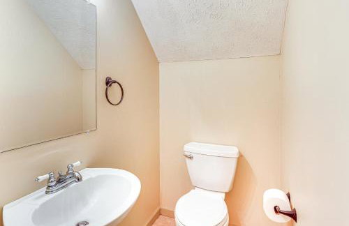 Pickwick Lake Cabin with Private Marina Access - Foto 8