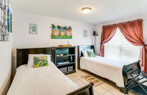 Cozy PCB Cottage about 1 Block to Beach! - Photo 17