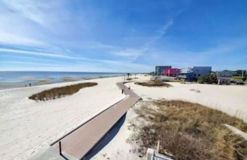 Biloxi Beach Condo - Photo 5