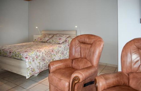 Cozy Home In Quemperven With Wifi - Foto 4