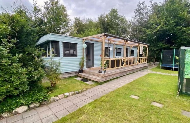 Lovely Chalet in De Pol With Garden - Foto 1