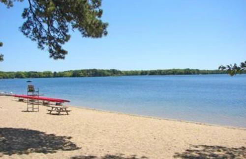 Perfect location! Minutes to beaches! Beach pass! - Foto 37