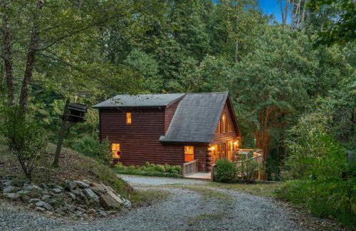 Spectacular Log Cabin Home 45 minutes to Asheville - Foto 38