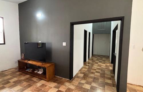 Casa com piscina a 50 metros do mar - Photo 1