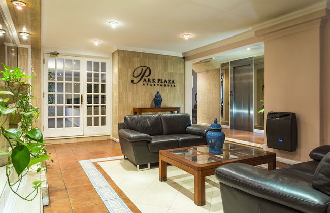 Park Plaza Apartments - Foto 2