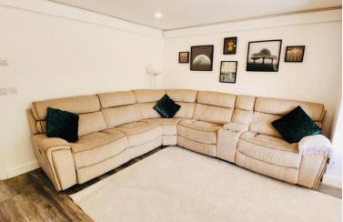 3 Bedroom Guest House in Dudley - Foto 15